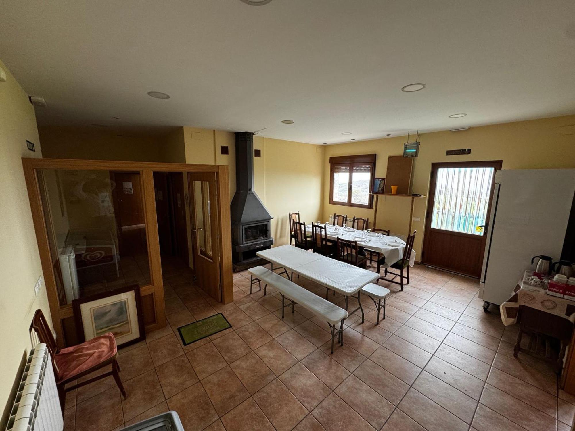 Albergue De Peregrino Cruz De Fierro Foncebadon Dış mekan fotoğraf